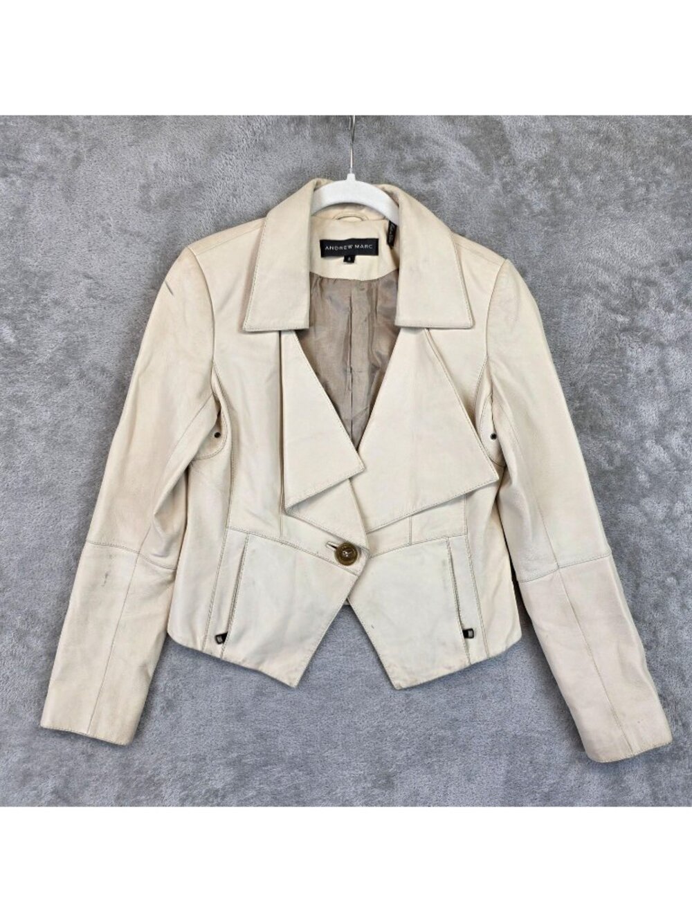 Andrew Marc Leather Jacket Womens Small Cream Asymmetrical Hem Lined Collared